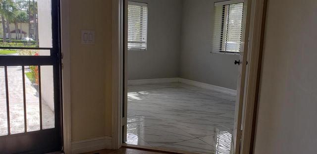 1103 Duncan Circle 101, Palm Beach Gardens, FL 33418