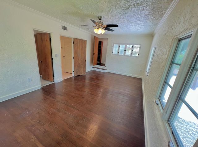 302 Fordham Drive, Lake Worth Beach, FL 33460