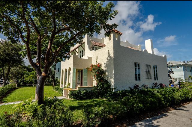 302 Fordham Drive, Lake Worth Beach, FL 33460