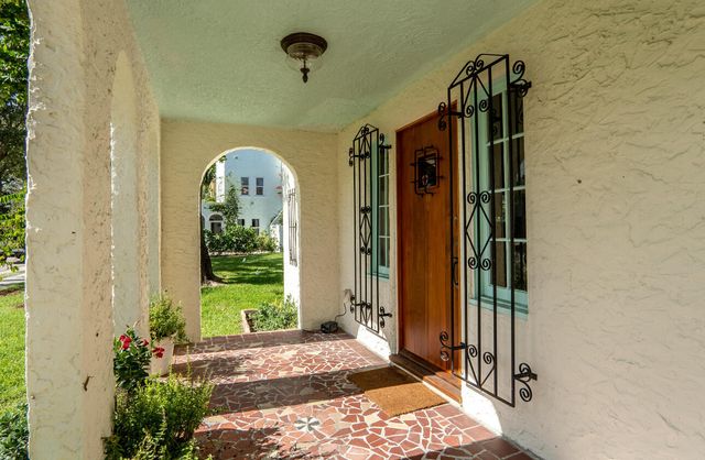 302 Fordham Drive, Lake Worth Beach, FL 33460