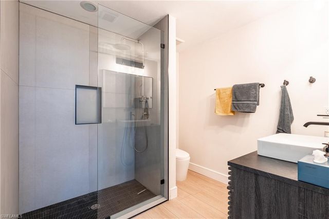 15126 Palmer Lake CIR # 101, Naples, FL 34109