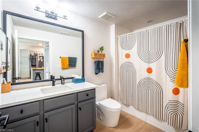 15126 Palmer Lake CIR # 101, Naples, FL 34109