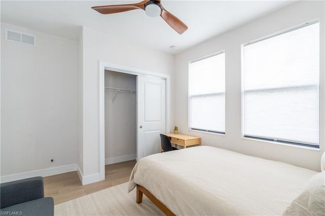 15126 Palmer Lake CIR # 101, Naples, FL 34109