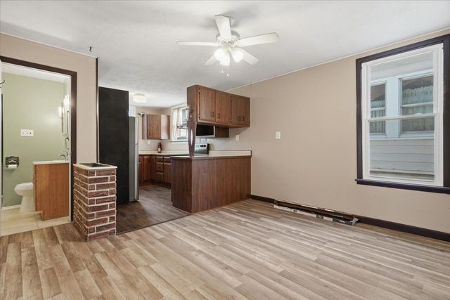 15 Division STREET, Crafton, PA 15205