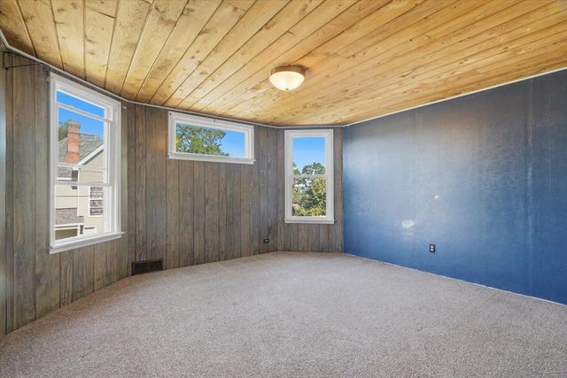 15 Division STREET, Crafton, PA 15205