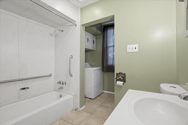 15 Division STREET, Crafton, PA 15205