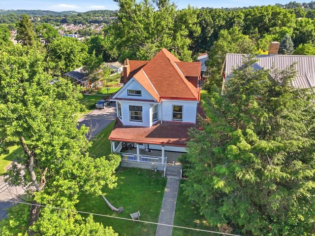 15 Division STREET, Crafton, PA 15205