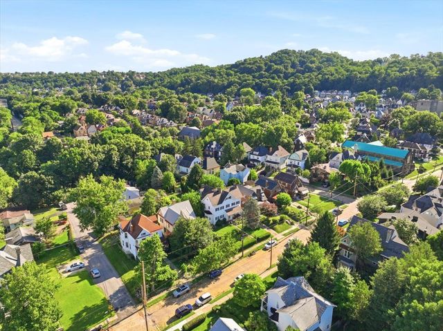 15 Division STREET, Crafton, PA 15205