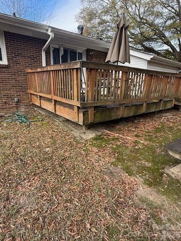 3528 Merrill Place, Charlotte, NC 28216