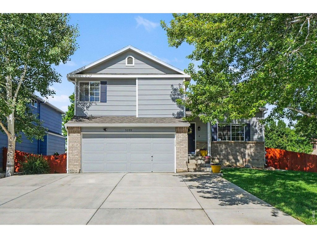 5399 Wolf Ct, Longmont, CO 80504