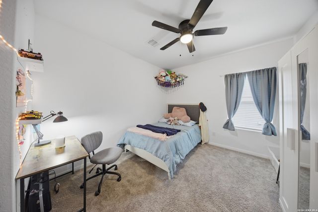 5432 CLOVES CV, St Hedwig, TX 78152