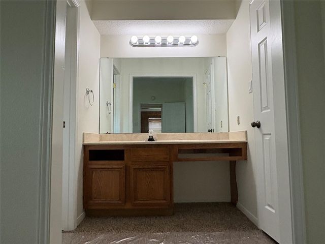 505 Huckleberry Drive, Lake Jackson, TX 77566