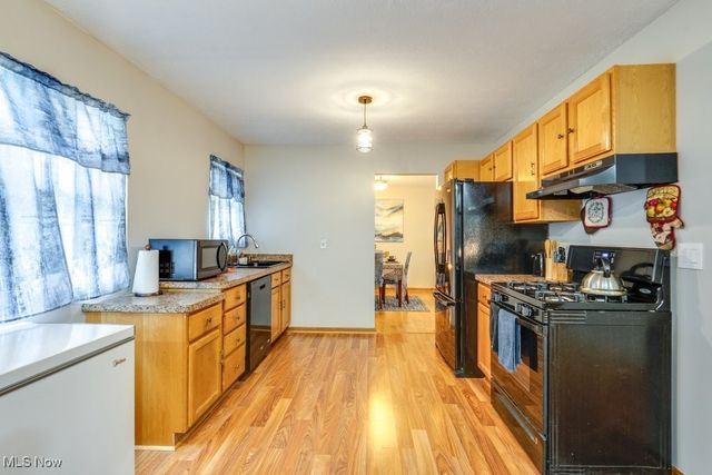 23707 Vera Street, Warrensville Heights, OH 44128