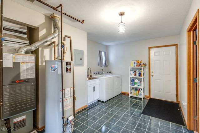 23707 Vera Street, Warrensville Heights, OH 44128