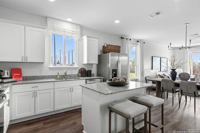 918 Bluegrass Point, New Braunfels, TX 78130