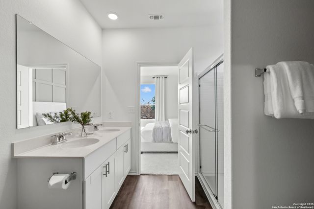 918 Bluegrass Point, New Braunfels, TX 78130