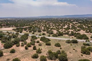 59 Calle Sin Sonte, Santa Fe, NM 87507