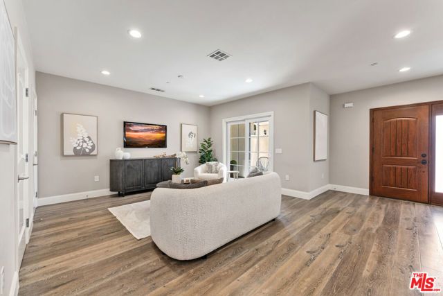 413 California Street A, Arcadia, CA 91006