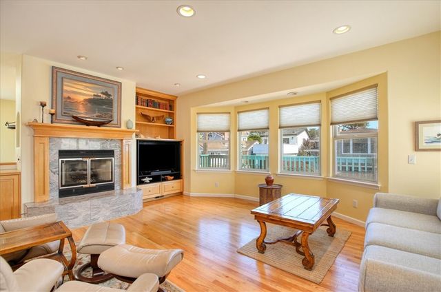 347 Ivar Street, Cambria, CA 93428