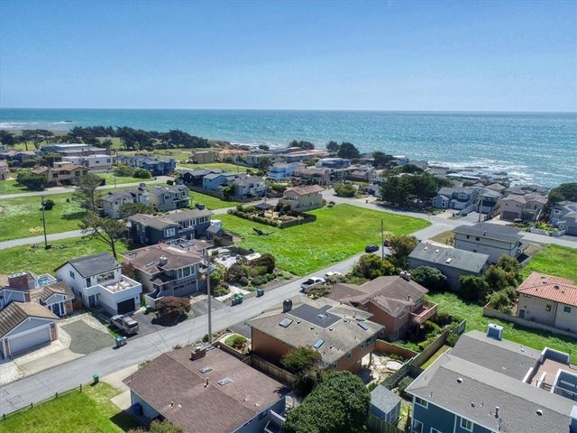 347 Ivar Street, Cambria, CA 93428