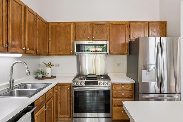 3244 Old Highway 8, Saint Anthony, MN 55418