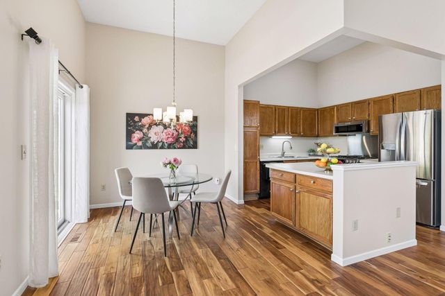 3244 Old Highway 8, Saint Anthony, MN 55418