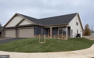 72 GRAINFIELD CT, Martinsburg, WV 25404