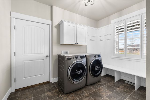 2720 Hummingbird WAY, Billings, MT 59105