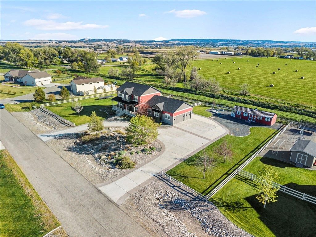 2720 Hummingbird WAY, Billings, MT 59105