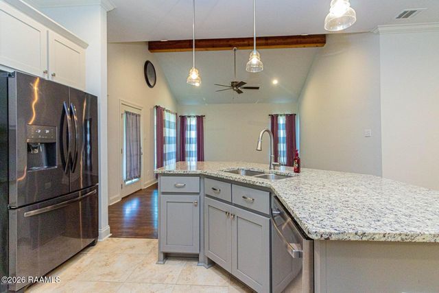 206 Safe Haven Drive, Carencro, LA 70520