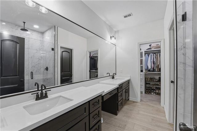 1737 E Pinnacle Drive, Edinburg, TX 78542