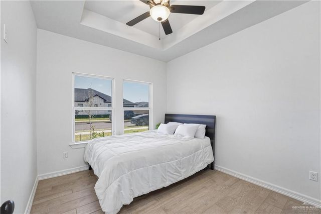 1737 E Pinnacle Drive, Edinburg, TX 78542