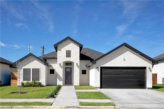 1737 E Pinnacle Drive, Edinburg, TX 78542