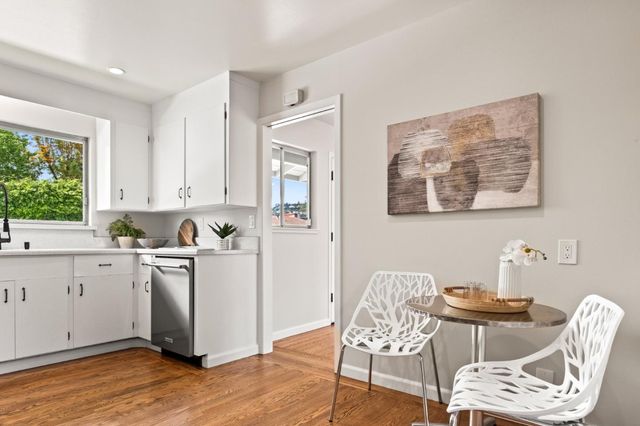 689 Bayport Avenue, San Carlos, CA 94070