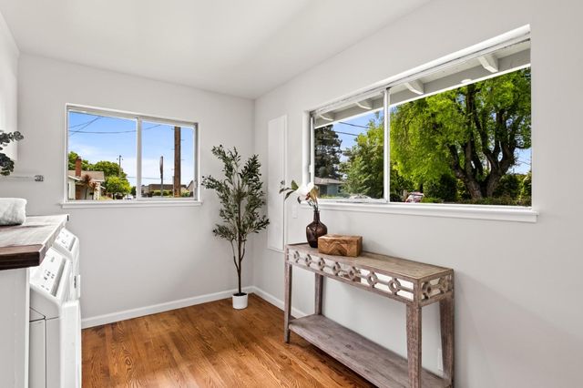 689 Bayport Avenue, San Carlos, CA 94070