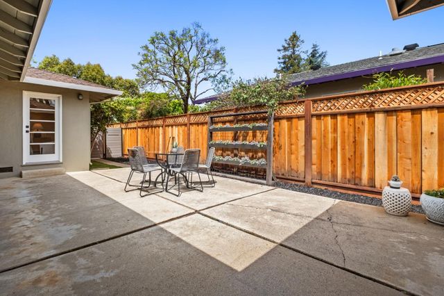 689 Bayport Avenue, San Carlos, CA 94070