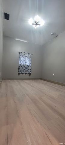 670 NW A Street, Linton, IN 47441