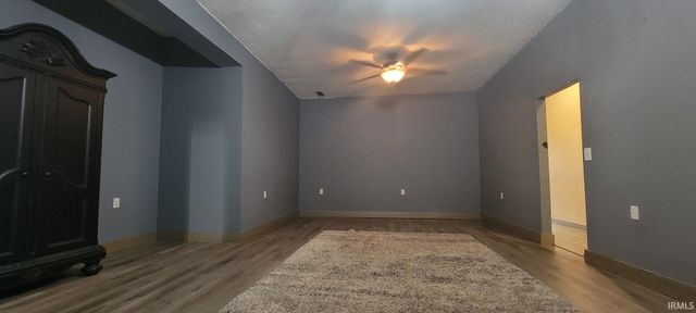 670 NW A Street, Linton, IN 47441