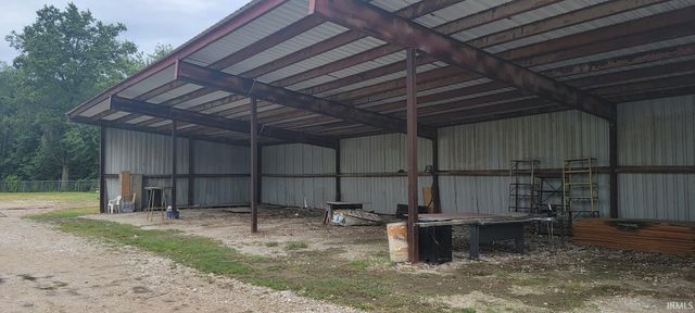 670 NW A Street, Linton, IN 47441