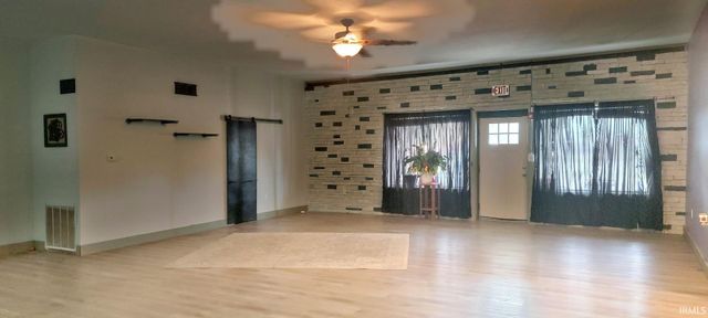 670 NW A Street, Linton, IN 47441