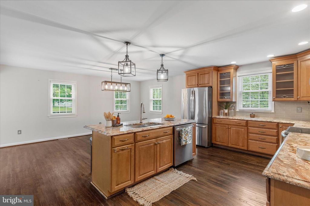 Image 18 of property listing at 12135 LITTLE PATUXENT PKWY, Columbia, MD 21044