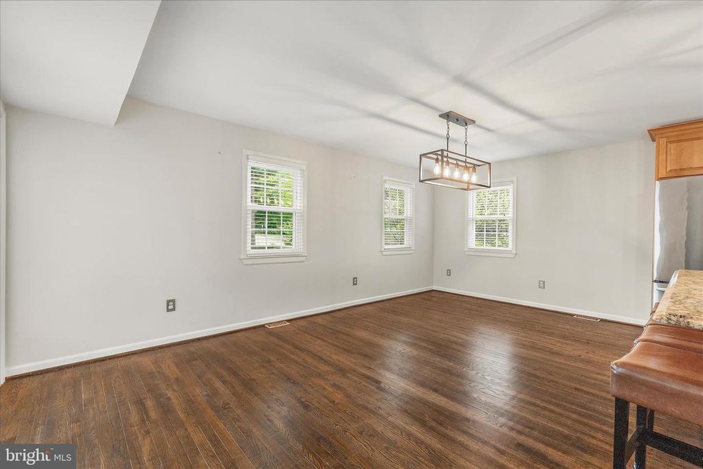 Image 19 of property listing at 12135 LITTLE PATUXENT PKWY, Columbia, MD 21044