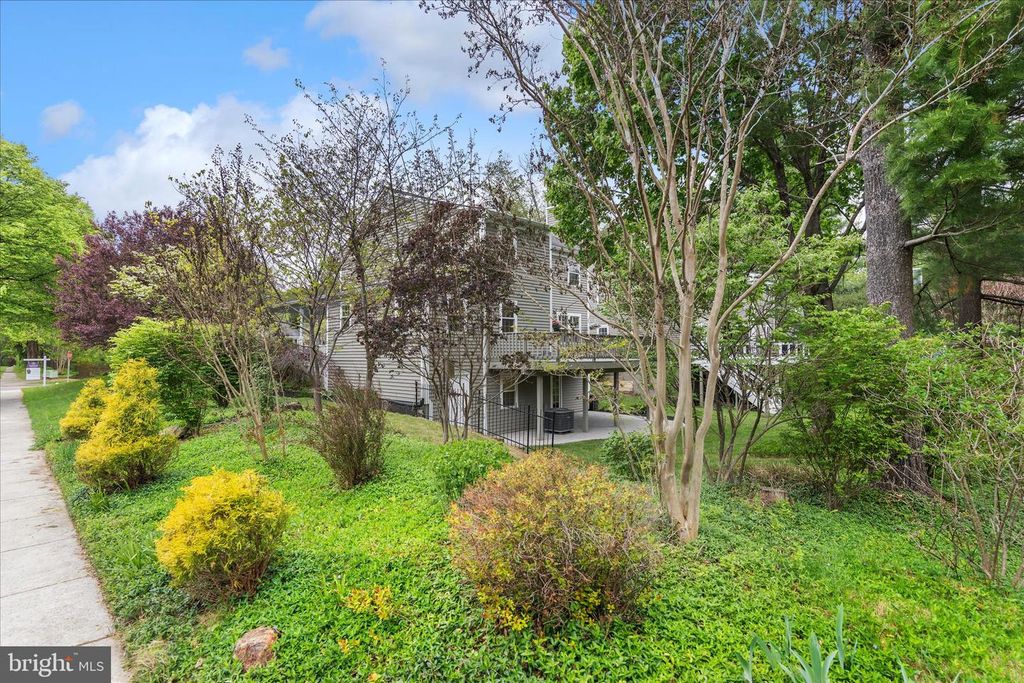 Image 43 of property listing at 12135 LITTLE PATUXENT PKWY, Columbia, MD 21044