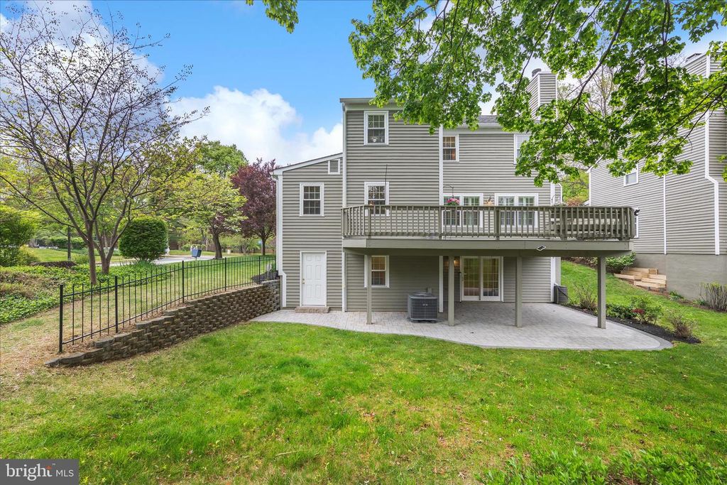 Image 44 of property listing at 12135 LITTLE PATUXENT PKWY, Columbia, MD 21044