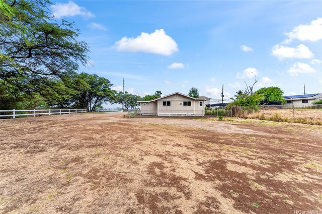 85-050 Farrington Highway, Waianae, HI 96792