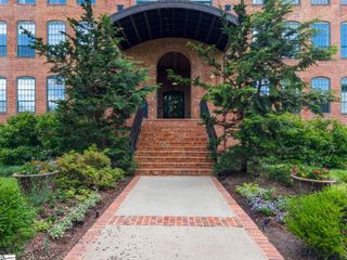 400 Mills Avenue Unit 203, Greenville, SC 29605