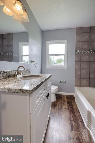 44 SPRINGVALE RD, Red Lion, PA 17356