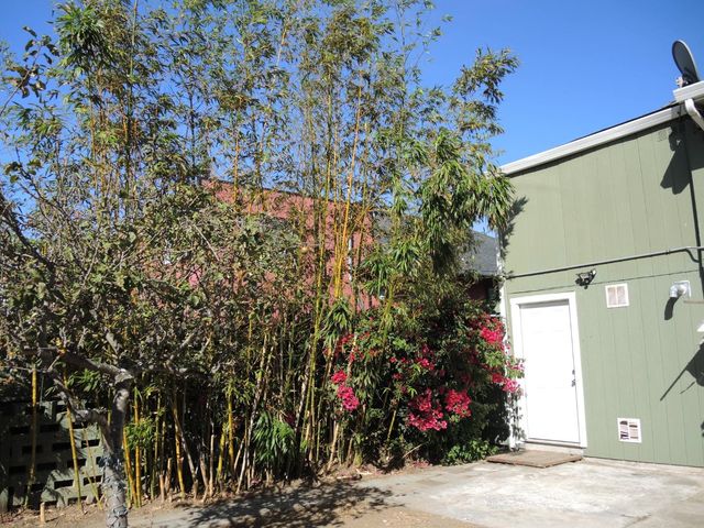 136 Mateo Avenue, Daly City, CA 94014