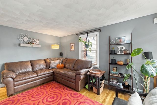 11 Granite Rd, Peabody, MA 01960