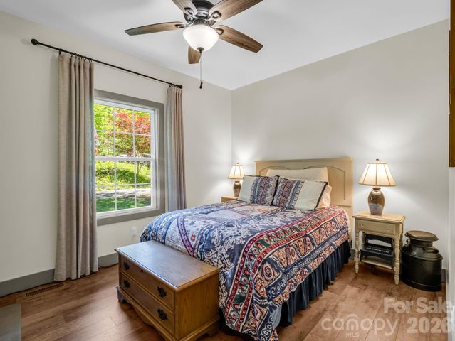 135 Half Moon Lane, Brevard, NC 28712